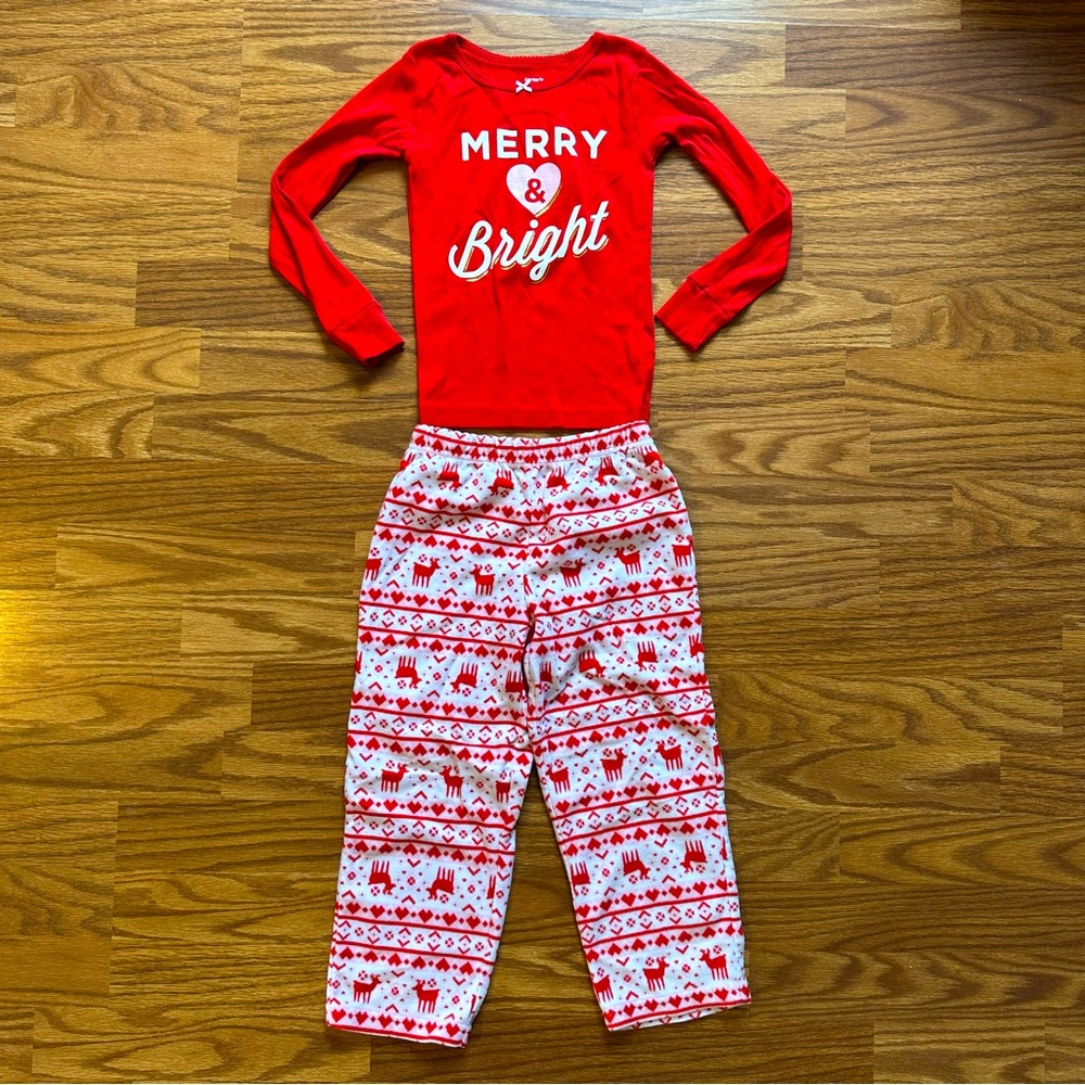 Carter’s girls size 5 5a Christmas pajama set Merry and Bright red pink holiday